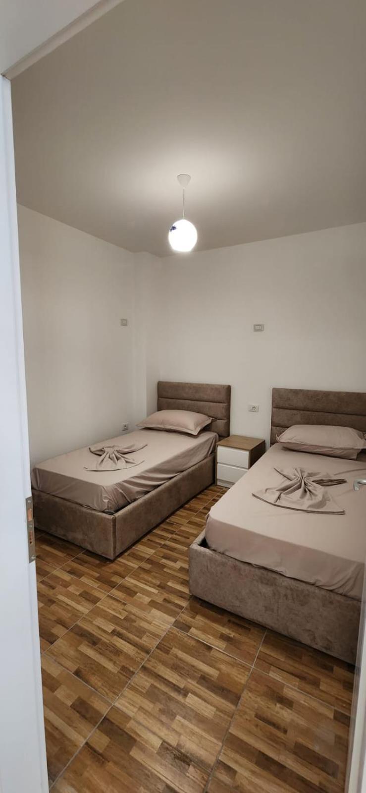 Summer Apartments Shëngjin Esterno foto